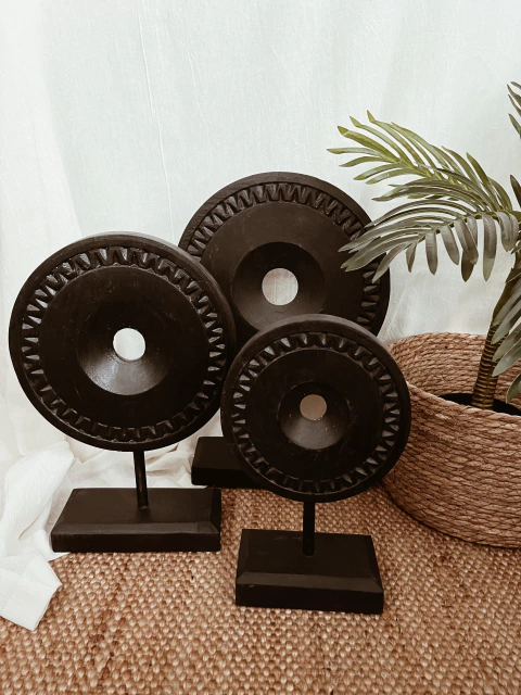 Deco Black con pie - 3 tamaños