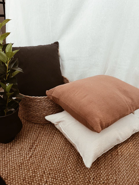 Almohadon Boris 4 colores - Claudia Adorno