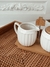 Set Azucarera y Lechera de porcelana White con base de bamboo - CHEKKAHOME
