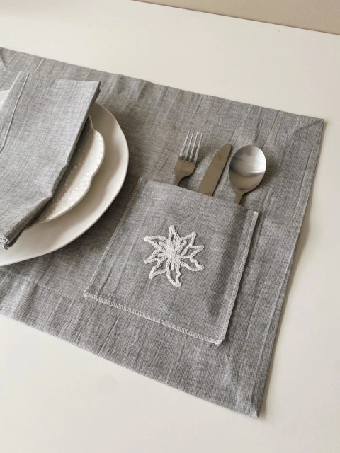 Individual Lino Gris Bolsillo con Servilletas - Set x 4