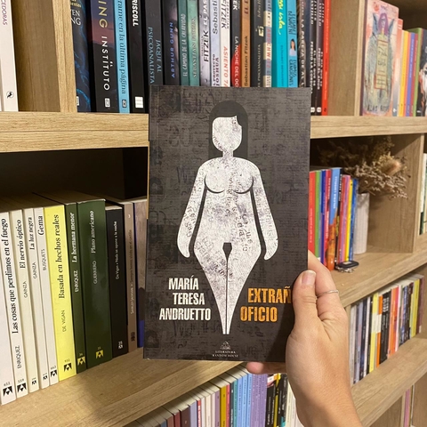 Libro Extraño oficio