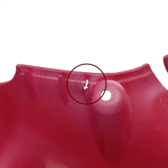 Imagem do Carenagem Frontal Superior Vermelha Detalhe Iros Vintage 150