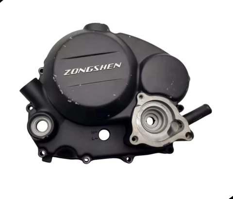 Tampa Lateral Direita Do Motor Crz 150 A Água Com Detalhes