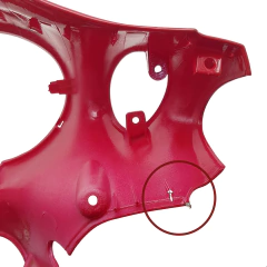 Carenagem Frontal Superior Vermelha Detalhe Iros Vintage 150 na internet