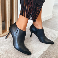 Botineta Cuero Taco Fino - comprar online