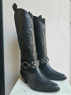 Bota Texana Mujer de Cuero Caña Alta con Grabados y Cinto Desmontable - comprar online