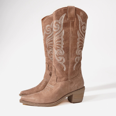 Bota Texana Cuero Caña Alta y Detalle Grabados en internet
