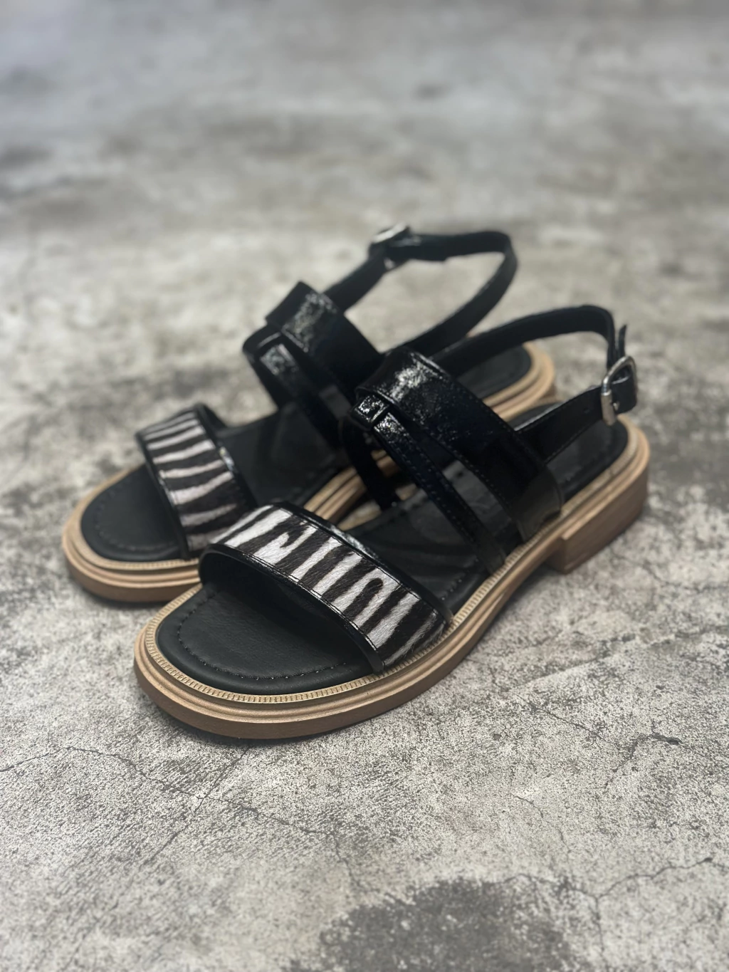 Sandalia Folia Cebra