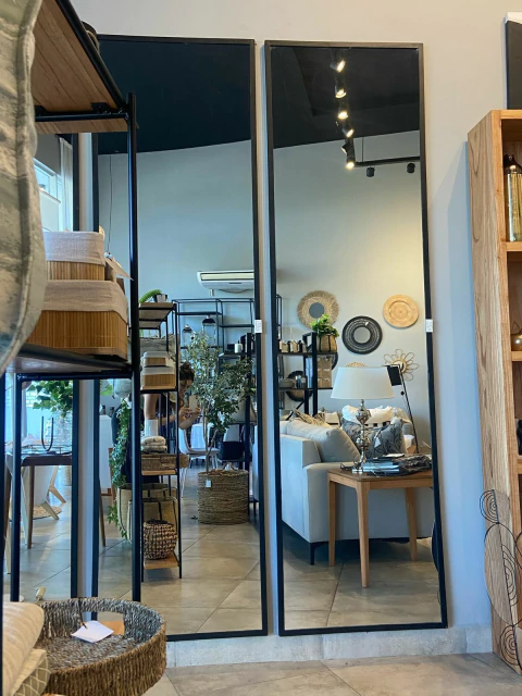 Espejo marco de madera negro 0.70X3X2.90 - comprar online