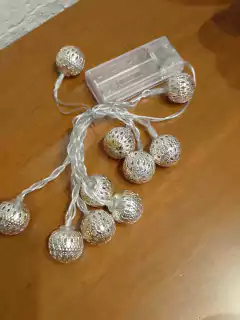 Guirnalda 10 luces esferas de metal - comprar online