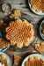 Forma de Waffles Coração em Silicone para Air Fryer 18cm