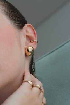 Piercing fake (1661) na internet