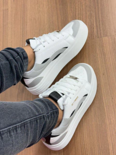 Tenis Branco Preto Cinza Ref 074