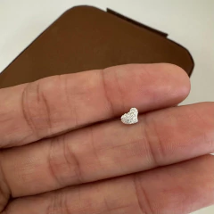 Piercing Coração Cravejado