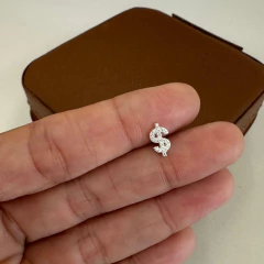 Piercing Cifrão Cravejado