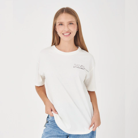 Remerón Undeniable Off White - comprar online