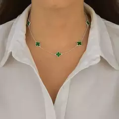 Choker Prata trevos verde na internet