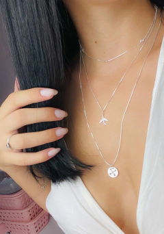 Colar Placa flechas redonda na internet