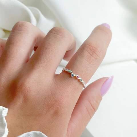 Anel Prata detalhes zircônias colors