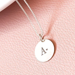 Colar de prata medalha redonda M personalizada - comprar online