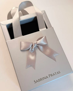 Embalagem para presente (cinza) - comprar online