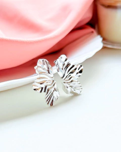 Brinco Prata 925 Meia flor abstrata - comprar online