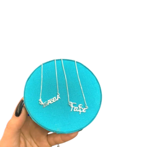 Colar personalizado fonte Disney