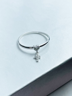 Anel coração cruz cravejada pendente - comprar online