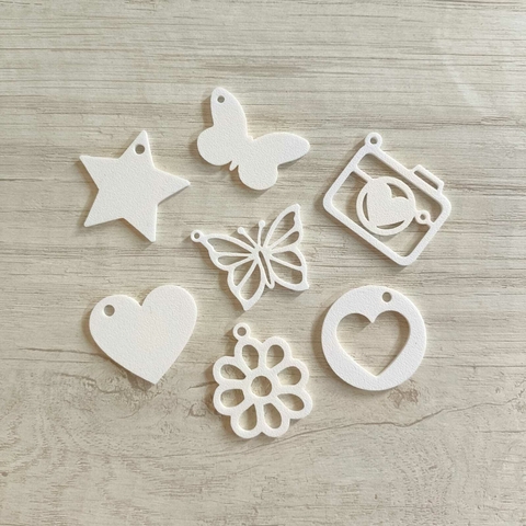 Kit Charms Surtidos Blancos x 7u - comprar online