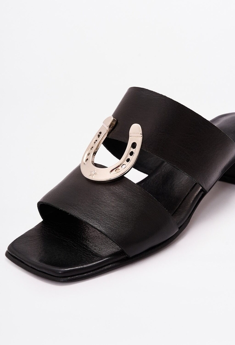 A Caballo Regalado (Negro) - comprar online