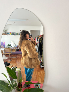 The Fur Light Coat en internet