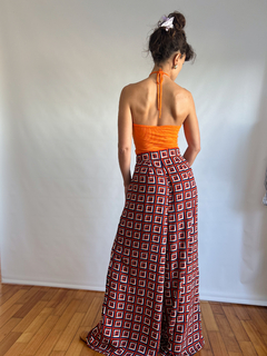 The Orange Tee en internet