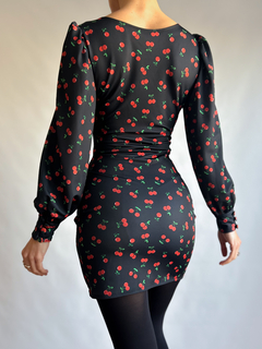 The Cherry Dress en internet
