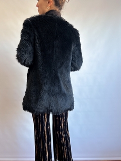 The Furry Black Coat - comprar online