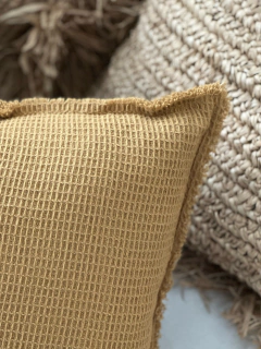 ALMOHADÓN WAFFLE Maíz 50x30 - comprar online