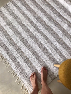 ALFOMBRA TIBET RAYAS 140x220 Arena y Crudo - tienda online