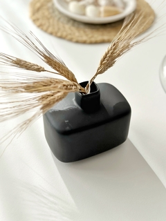 FLORERO MILOS Negro - PHILIA DECO