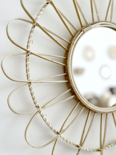 ESPEJO FLOR II BAMBÚ - comprar online
