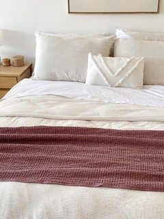Imagen de PIE DE CAMA NIDO Uva