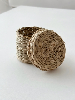 CESTO C/TAPA CIRCULAR Seagrass en internet