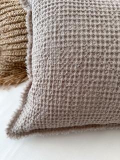 ALMOHADÓN NIDO Gris Claro 60x40 - tienda online