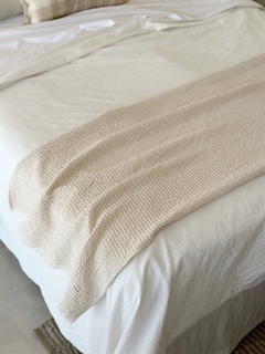 PIE DE CAMA NIDO Crudo - comprar online
