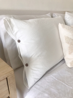 FUNDA DE ALMOHADA Botones