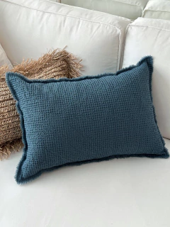 ALMOHADÓN NIDO Azul Petro 60x40 - comprar online