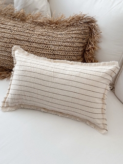 ALMOHADÓN PETRA Rayas 50x30 - comprar online