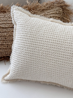 ALMOHADÓN NIDO Crudo 60x40 - tienda online