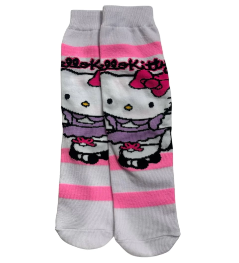 Medias Hello Kitty Patinando - Sanrio - comprar online