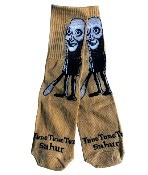 Medias Memes Italianos Brain Rot - Tung Tung Tung Sahur - Puño Tenis - TALLE INTERMEDIO 30/35 - comprar online