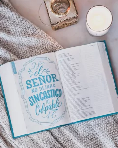 Imagen de Biblia Devocional Mujer Verdadera Nbla Tapa Dura
