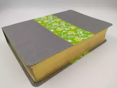 Biblia NTV Estudio Diario Vivir Sentipiel Gris-Verde